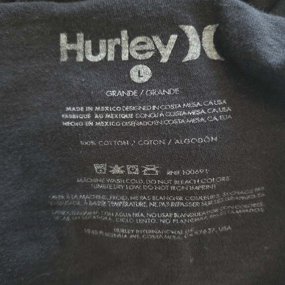 Bench Men’s Black Graphic Tee Stack with Teal Floral Accent - Picture 11 of 16